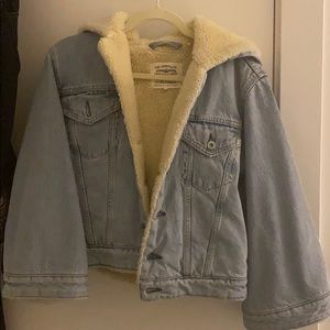 Levi’s Sherpa Trucker Jacket -